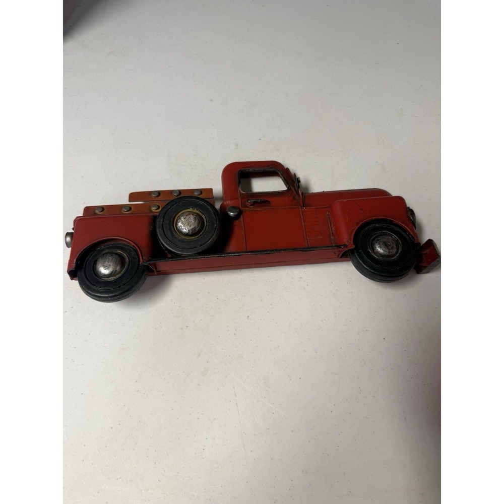 Vintage Style Red Metal Pickup Truck 3D Wall Art Decor Rustic Farmhouse